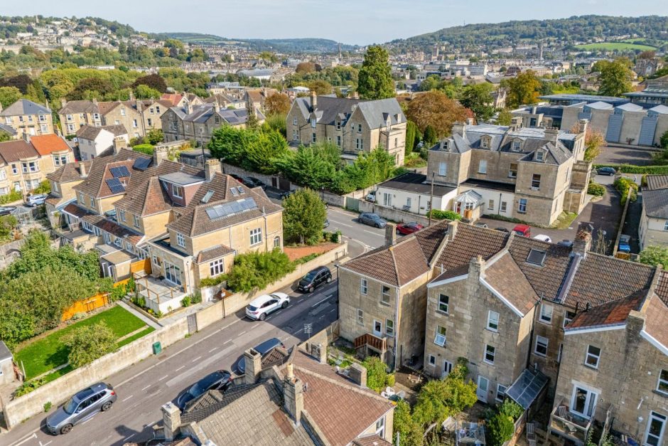 Livingstone Terrace, Bath