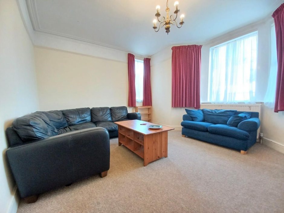 Livingstone Terrace, Bath