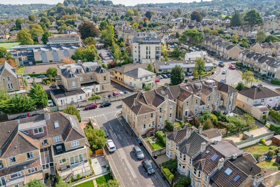 Livingstone Terrace, Bath