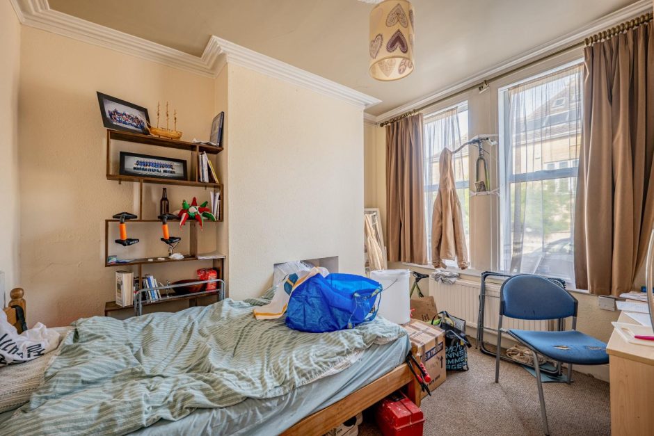 Livingstone Terrace, Bath