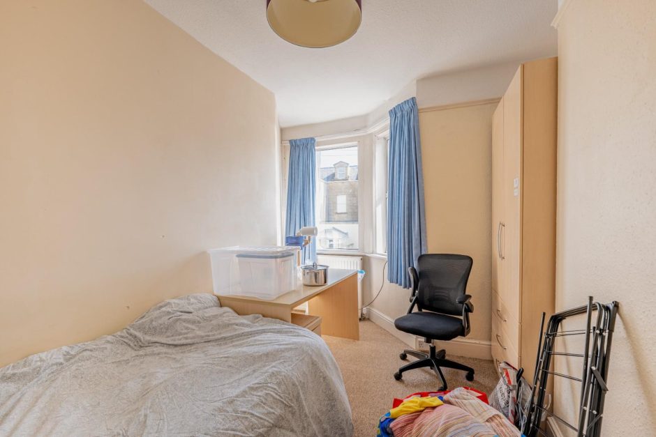 Livingstone Terrace, Bath