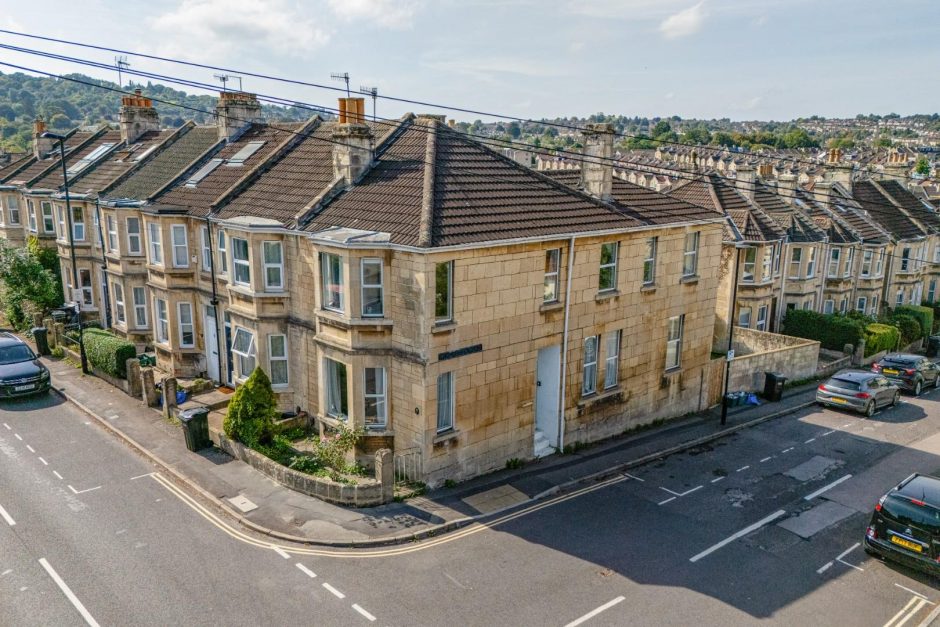 Livingstone Terrace, Bath