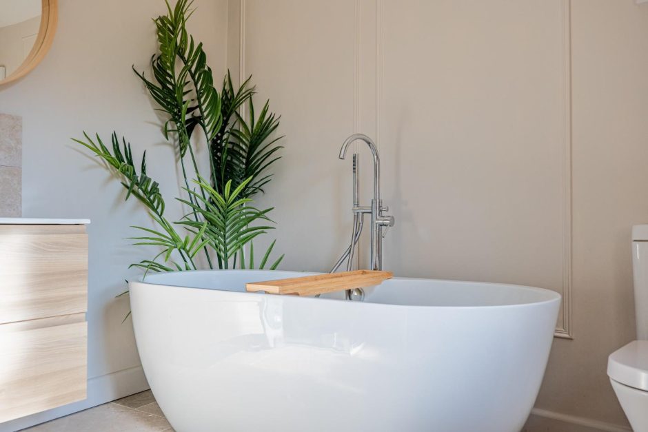 High Street, Faulkland