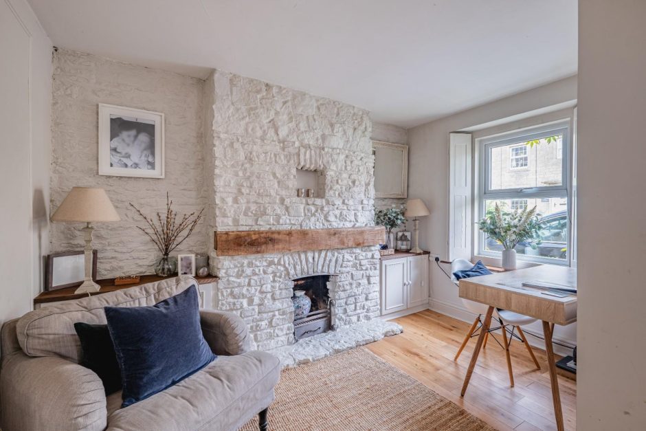 High Street, Faulkland