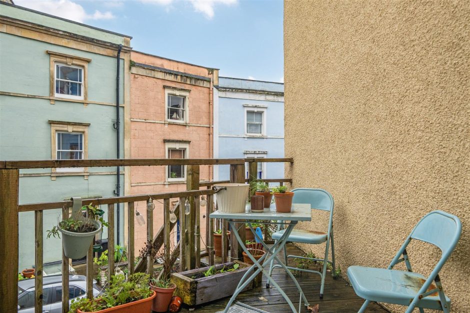 Ambra Vale East, Bristol