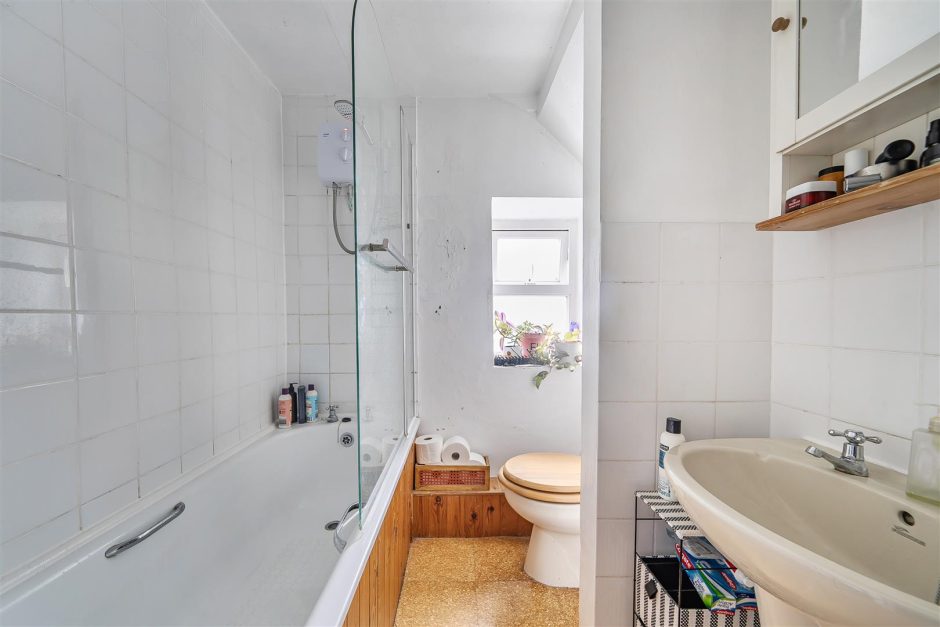 Ambra Vale East, Bristol