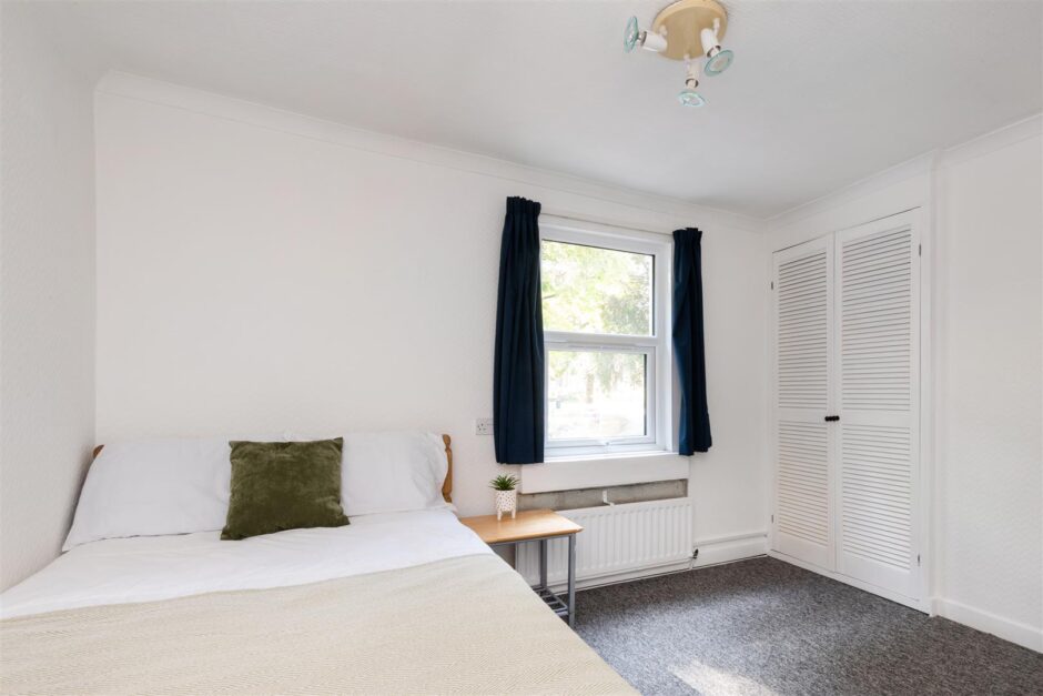 Brougham Hayes, Bath