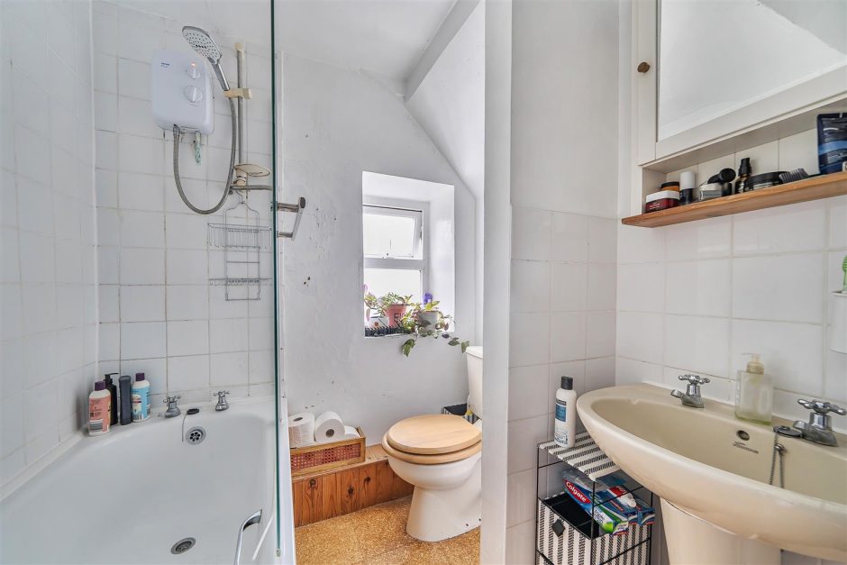 Ambra Vale East, Bristol