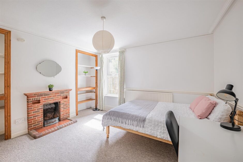 Clarence Terrace, Bath