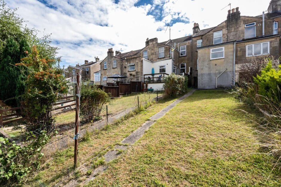 Coronation Avenue, Bath