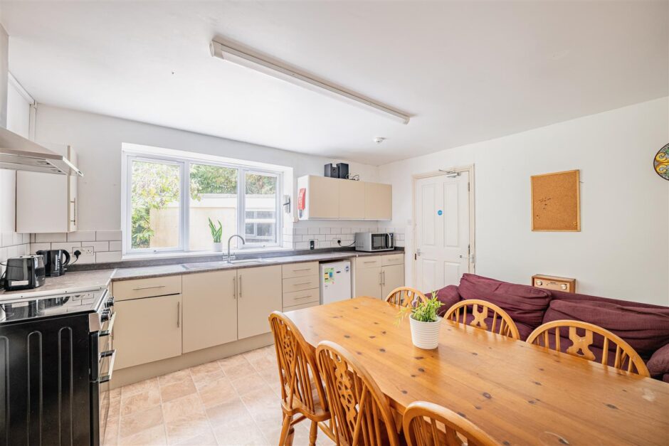 Clarence Terrace, Bath