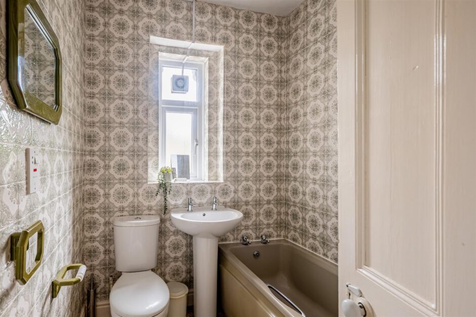 Clarence Terrace, Bath