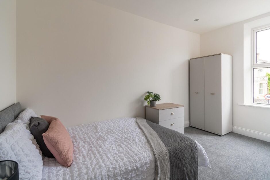 Newbridge Road, Bath