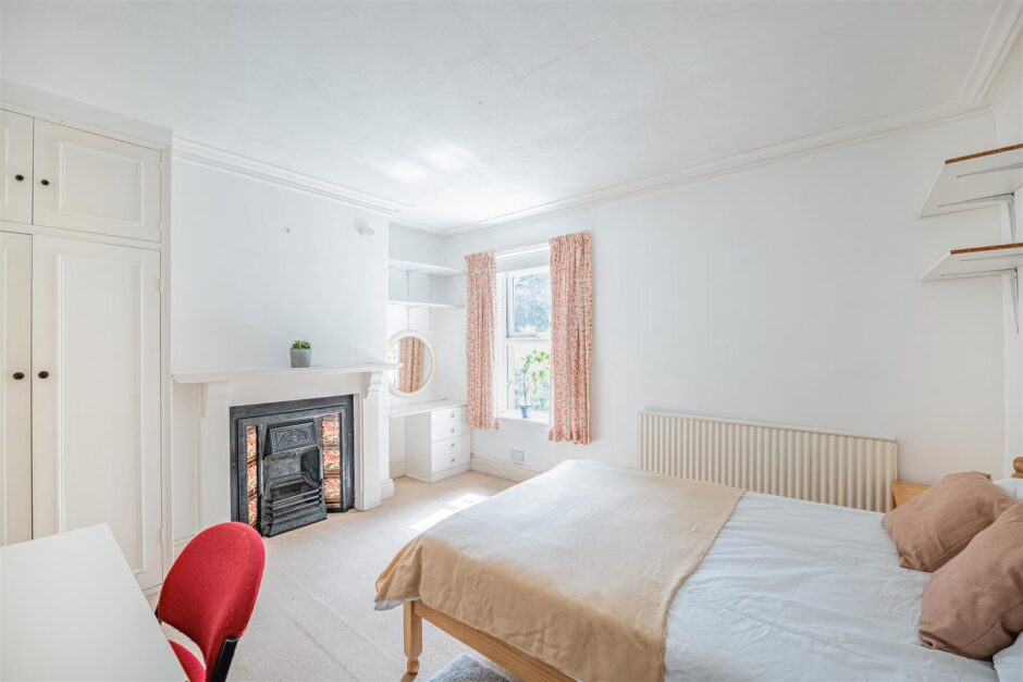 Clarence Terrace, Bath