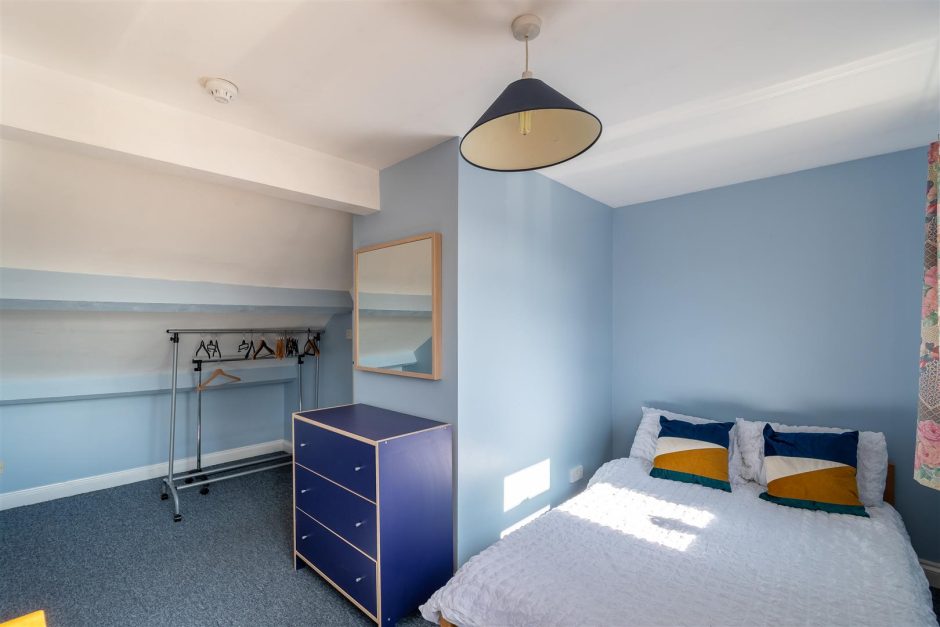 Coronation Avenue, Bath