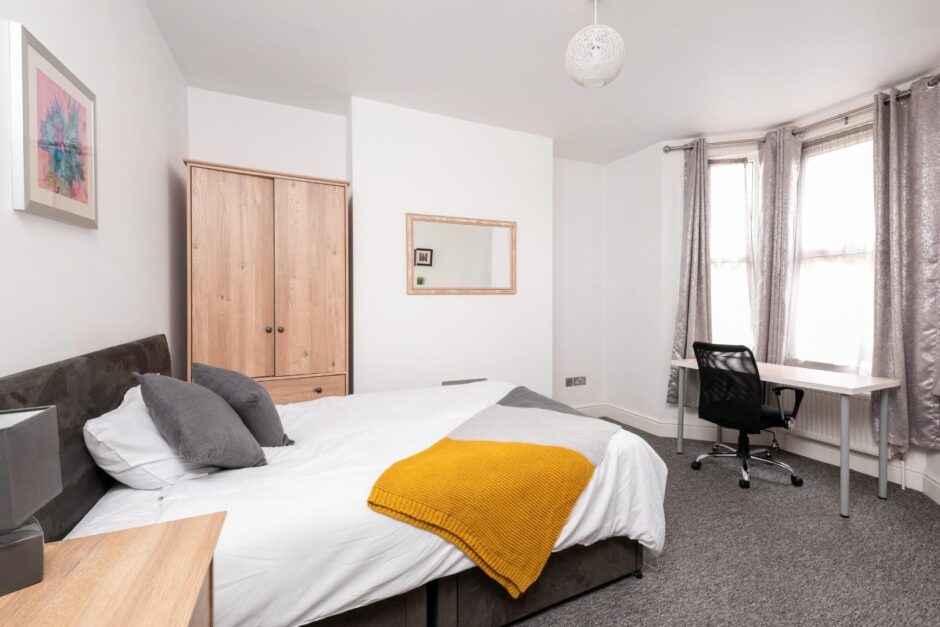 Victoria Terrace, Bath