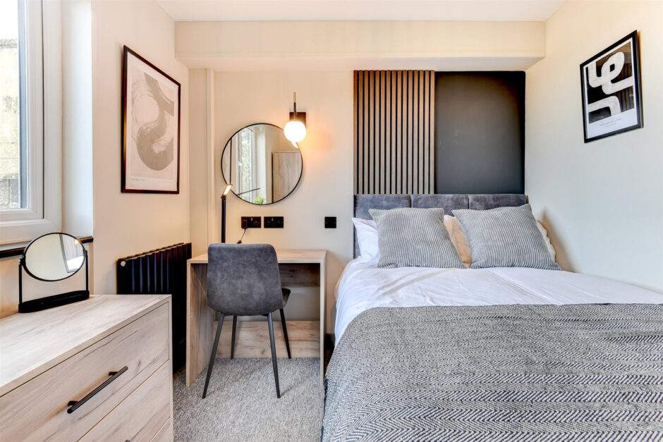 Lyndhurst Road, Bath