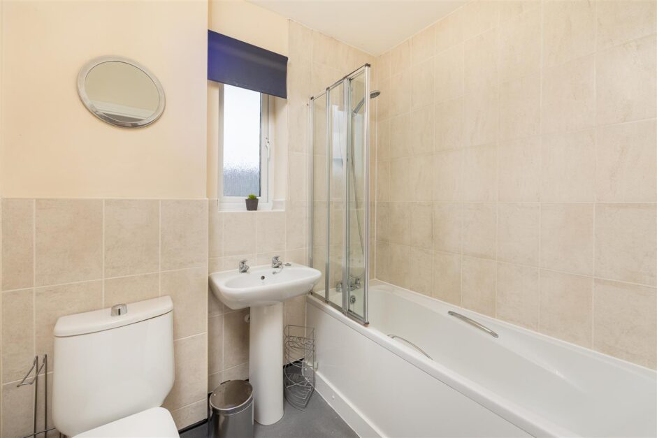 Middlewood Close, Bath