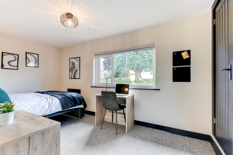 Lyndhurst Road, Bath