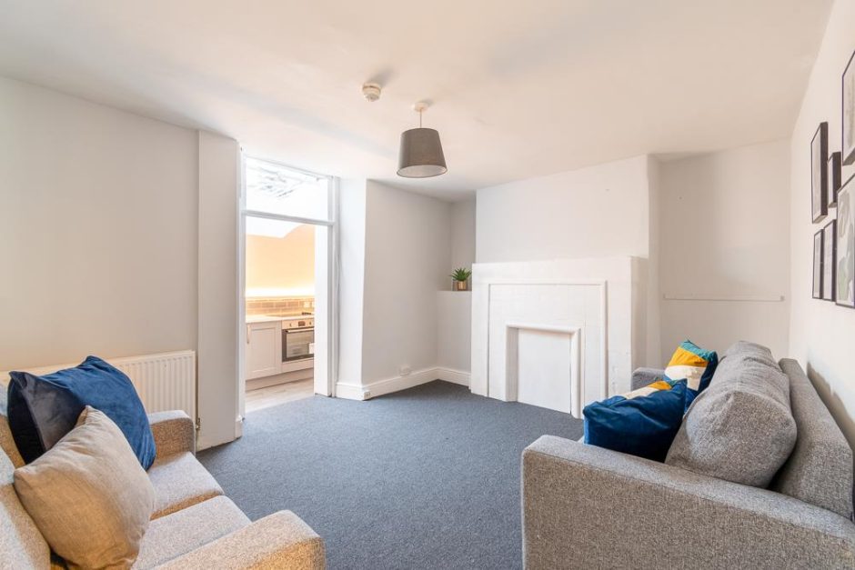 St. Georges Buildings, Bath