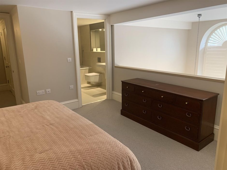 Guinea Street, Bristol