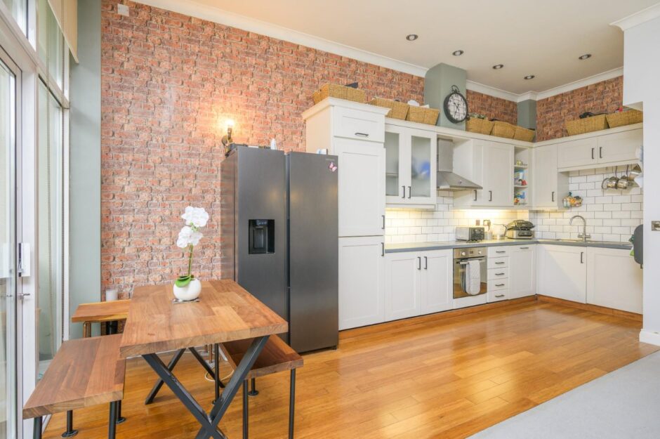 Victoria Bridge Road, Bath