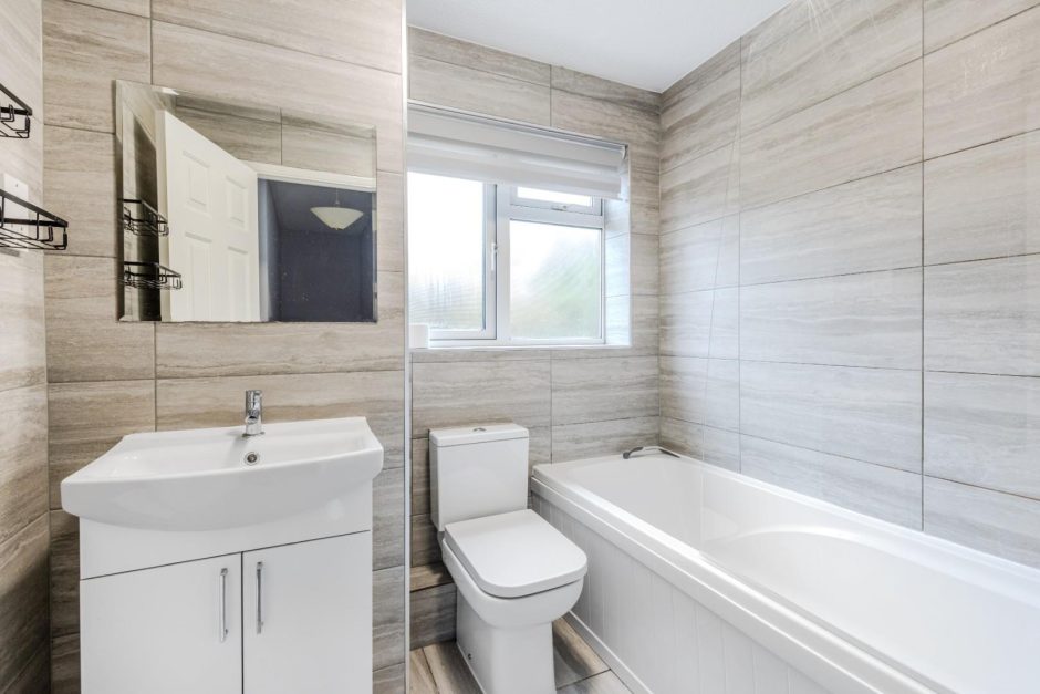 Elliston Drive, Bath