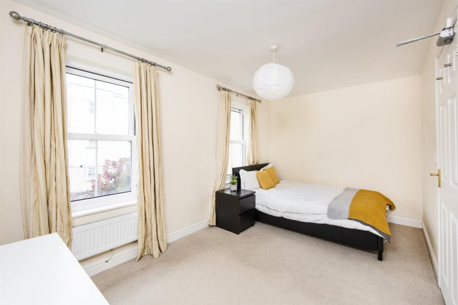 Middlewood Close, Bath