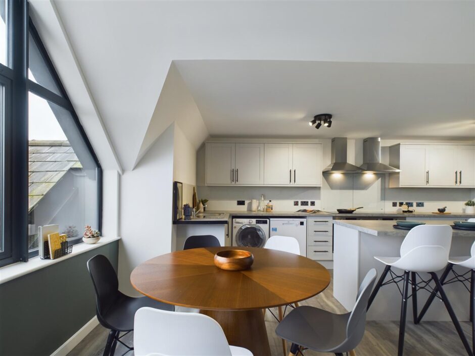 Flat 5, Widcombe Wharf