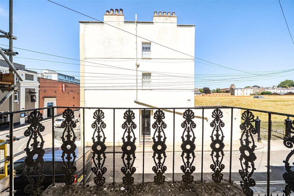 Oakfield Place, Bristol