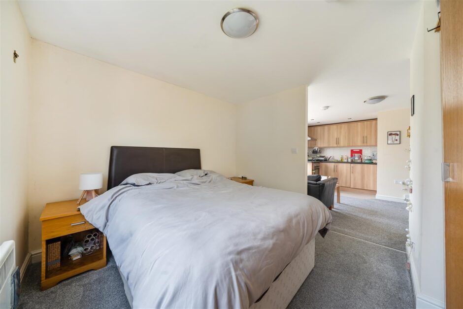 Cotham Lawn Road, Bristol