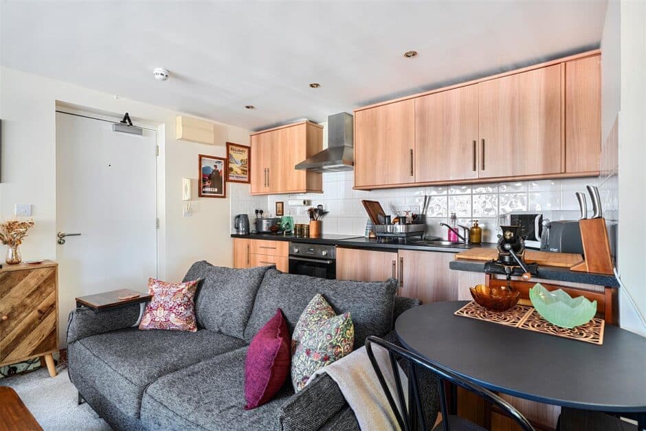 Cotham Lawn Road, Bristol