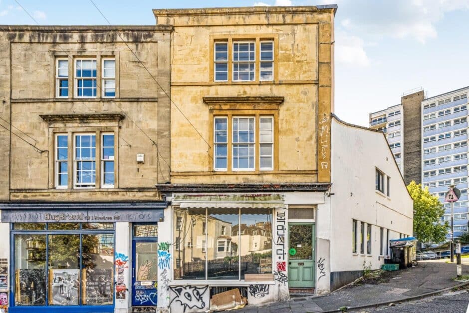 Nine Tree Hill, Bristol